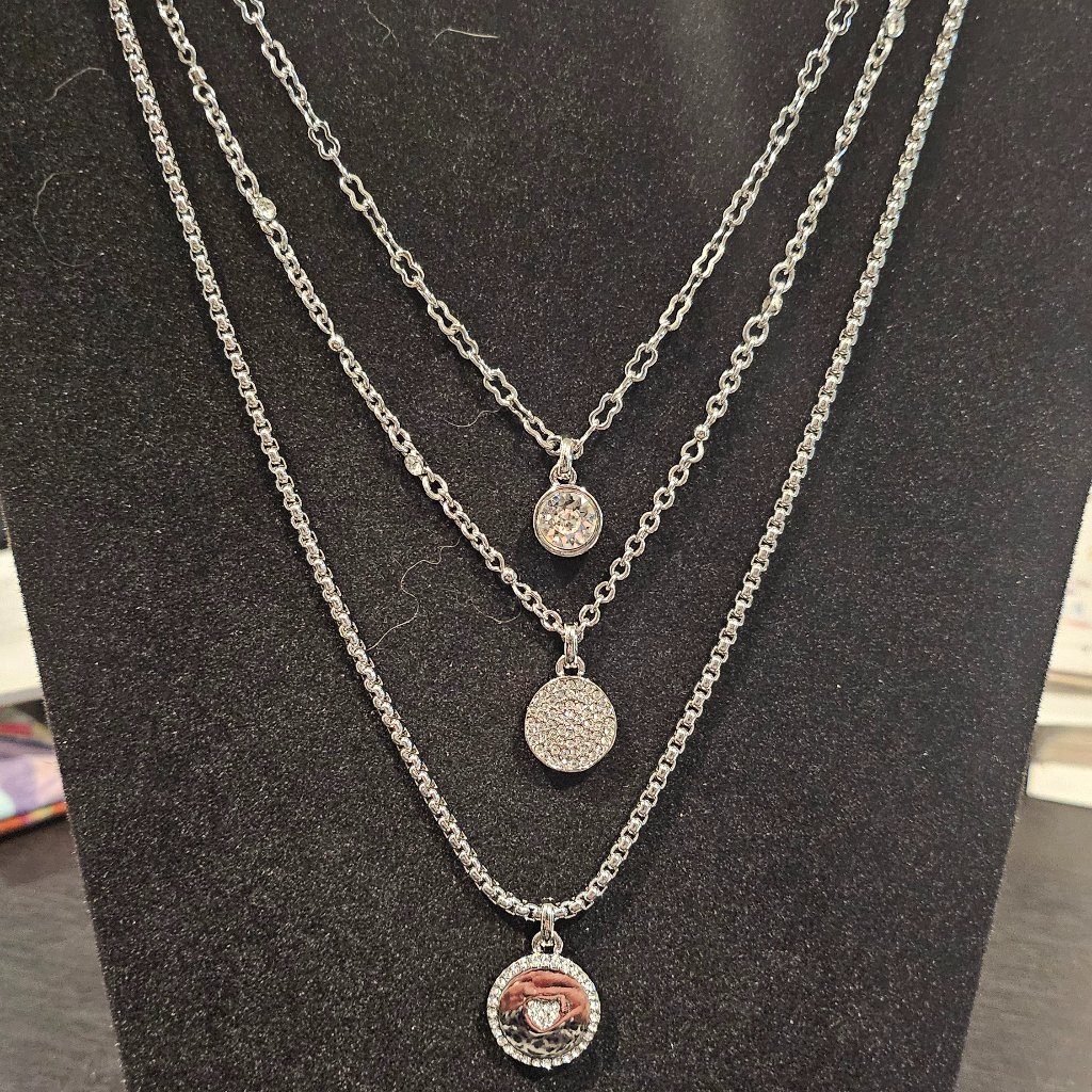 White House Black Market Triple Strand Silver And Rhinestone Necklace 40$